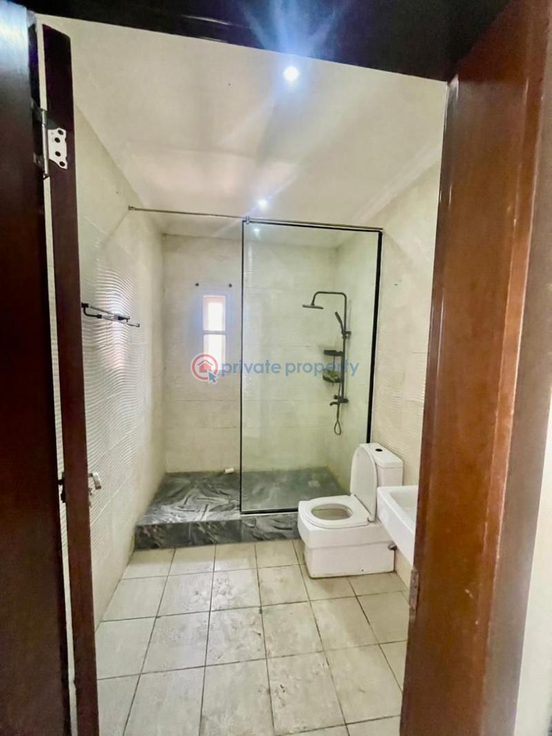 4 bedroom terrace duplex - 7 4 bedroom Terraced Duplex For Sale Osapa Lekki Lagos - 7