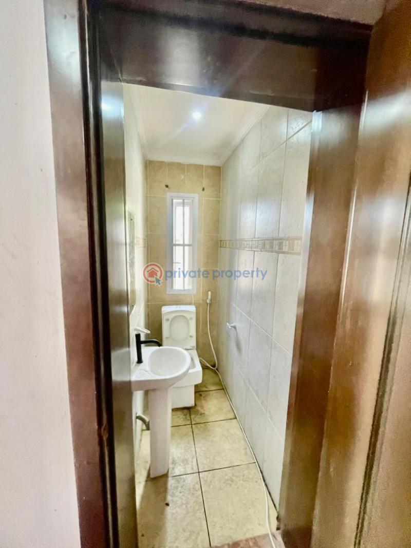 4 bedroom terrace duplex - 9 4 bedroom Terraced Duplex For Sale Osapa Lekki Lagos - 9