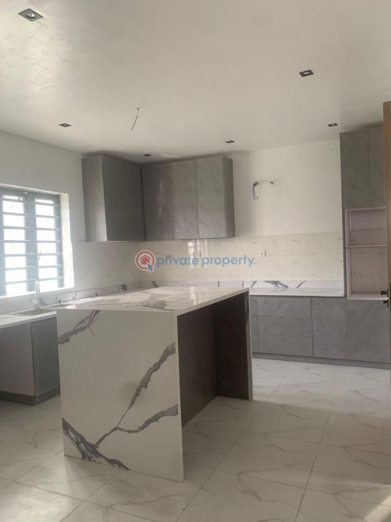 4 bedroom House For Sale Phase 1 Lekki Lagos - 2