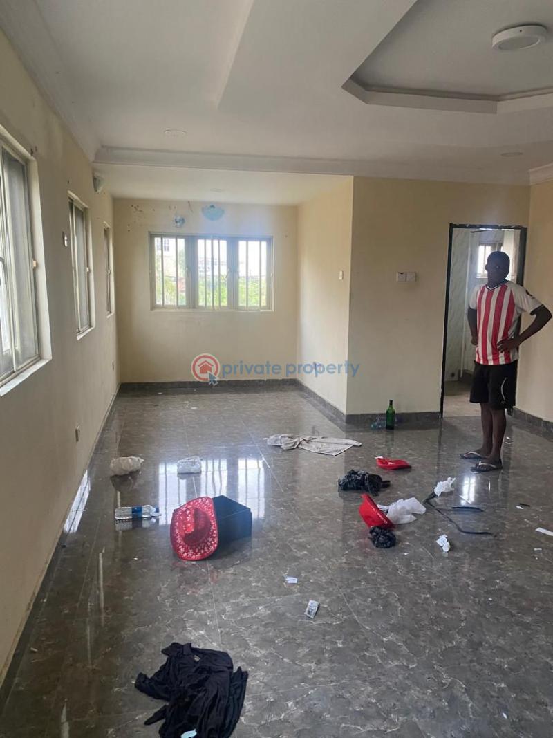 4 bedroom Terraced Duplex For Sale Mende Maryland Lagos - 0