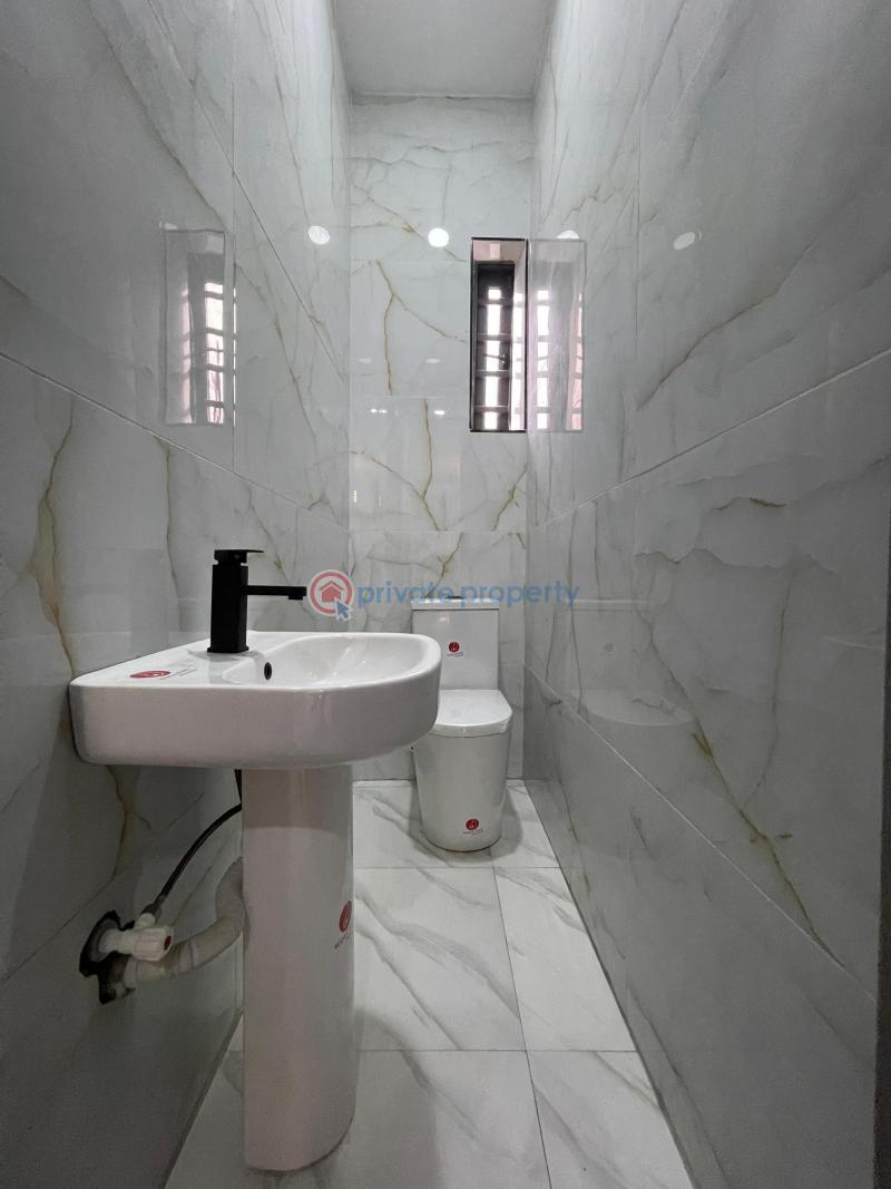 4 bedroom terrace duplex - 8 4 bedroom Terraced Duplex For Sale Lekki Phase 1 Lagos - 8