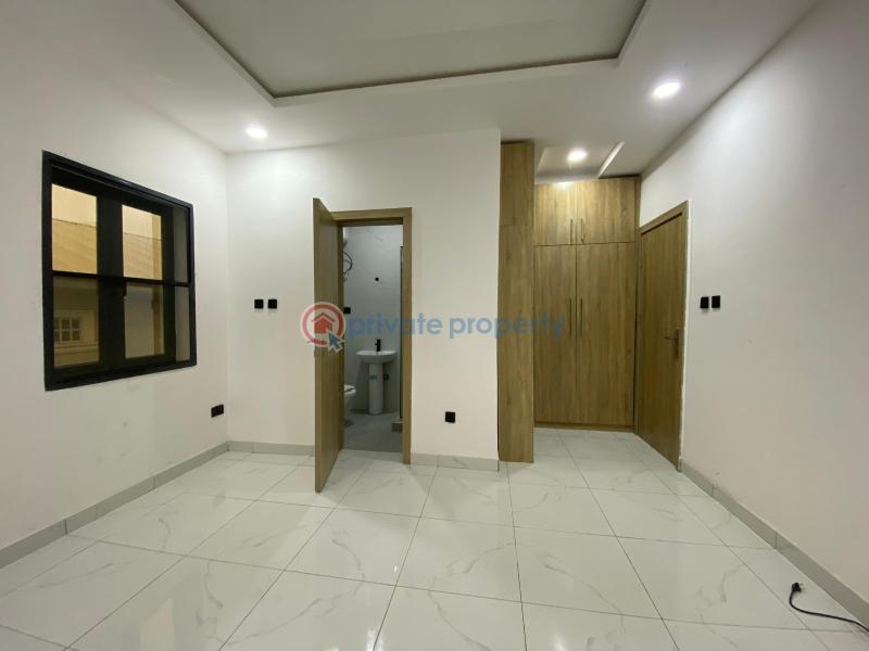 4 bedroom Terraced Duplex For Sale Thomas Estate Along Lekki Expressway Lagos - 4