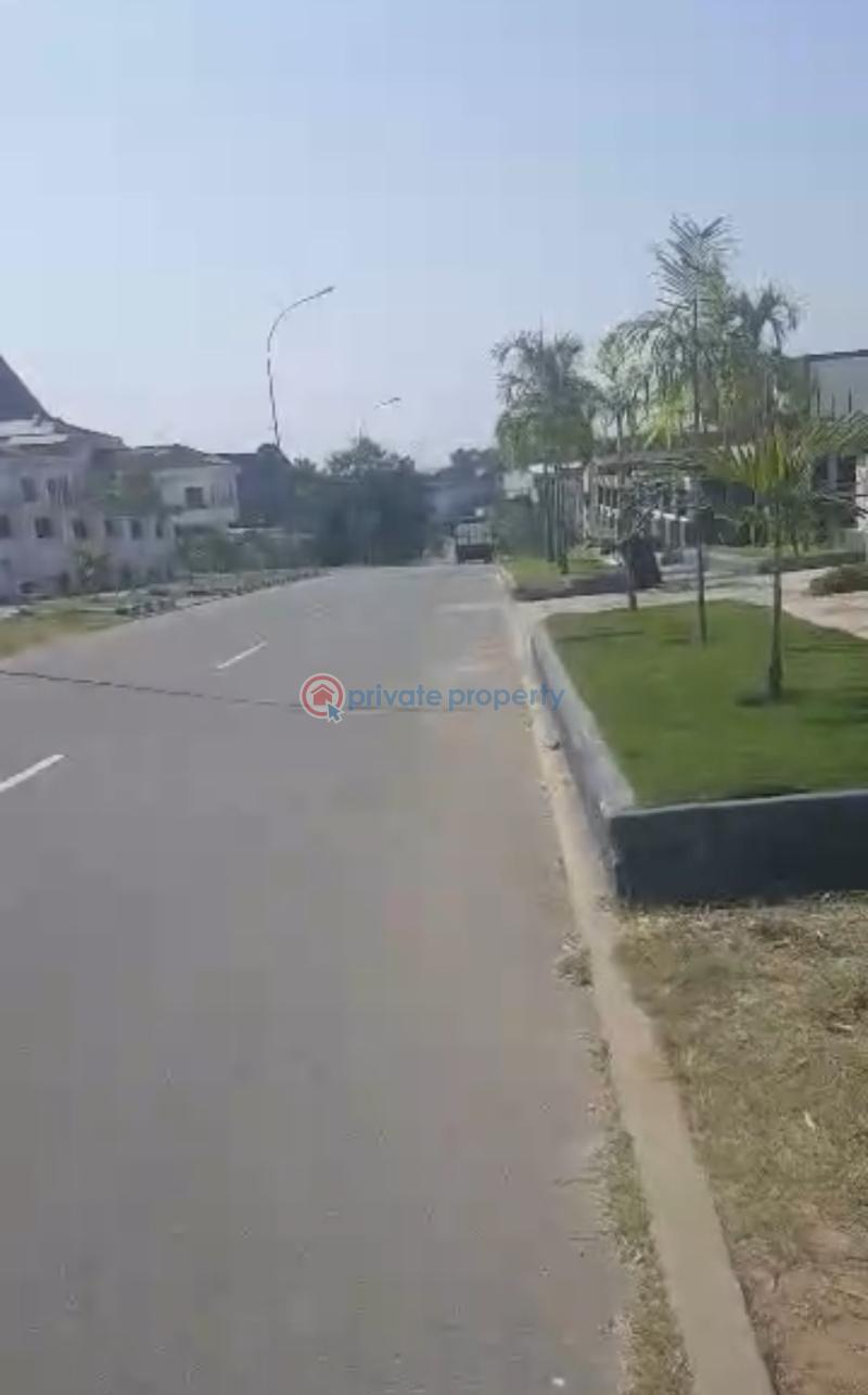 4 bedroom Terraced Duplex For Sale Guzape Abuja Phase 1  - 2