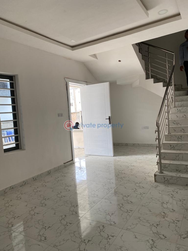 4 bedroom Terrace For Sale Orchid Road Lummon Garden Lafiaji Lekki Lagos - 1