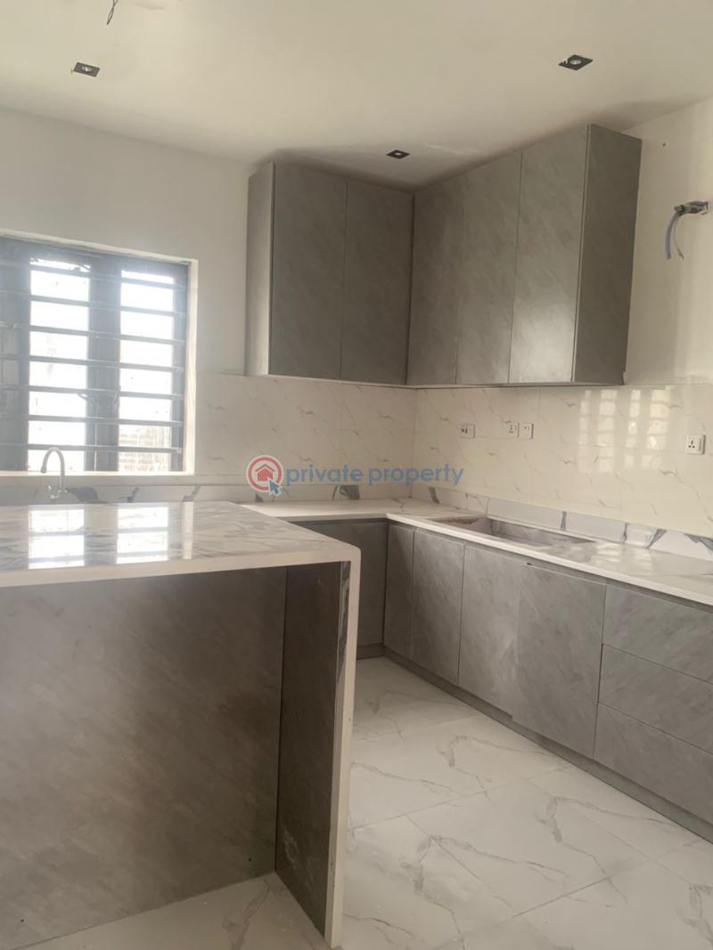 4 bedroom House For Sale Phase 1 Lekki Lagos - 4