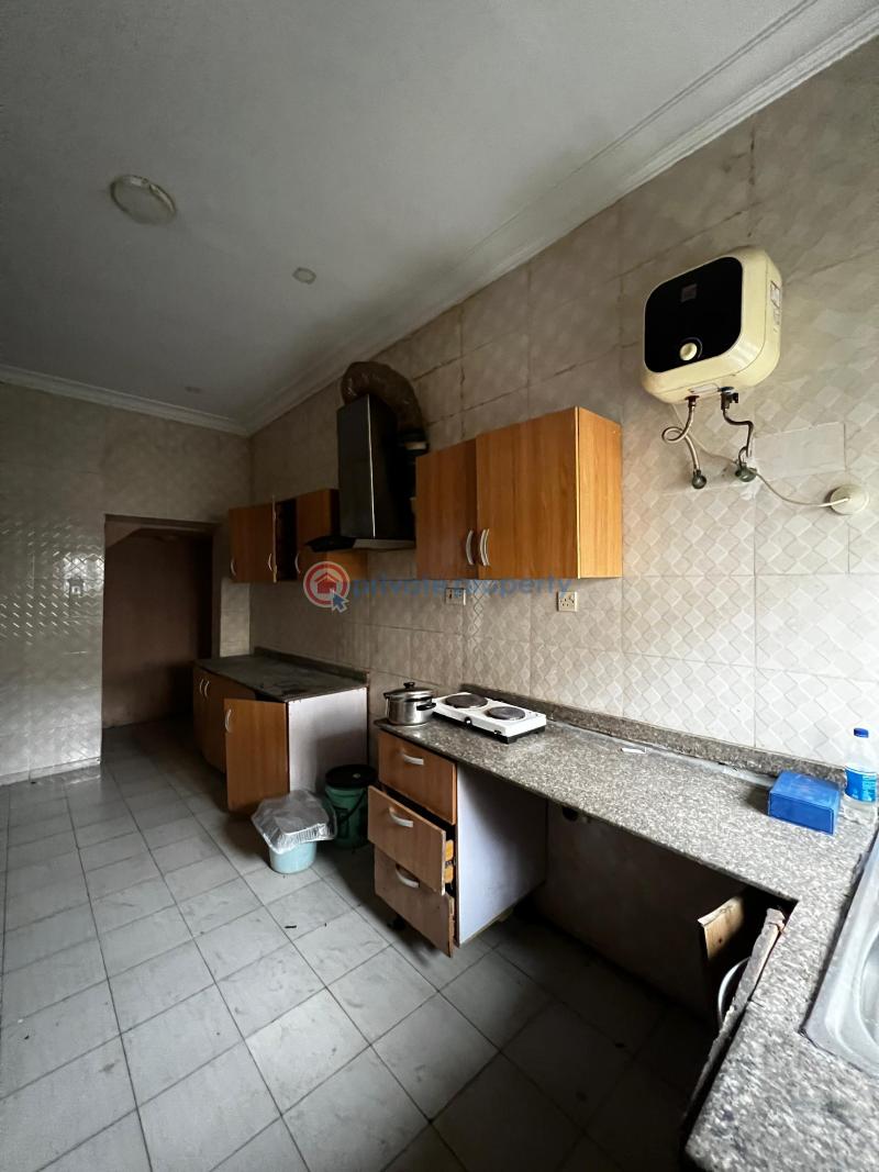 4 bedroom Terraced Duplex For Sale Osapa London Lekki Lagos - 10