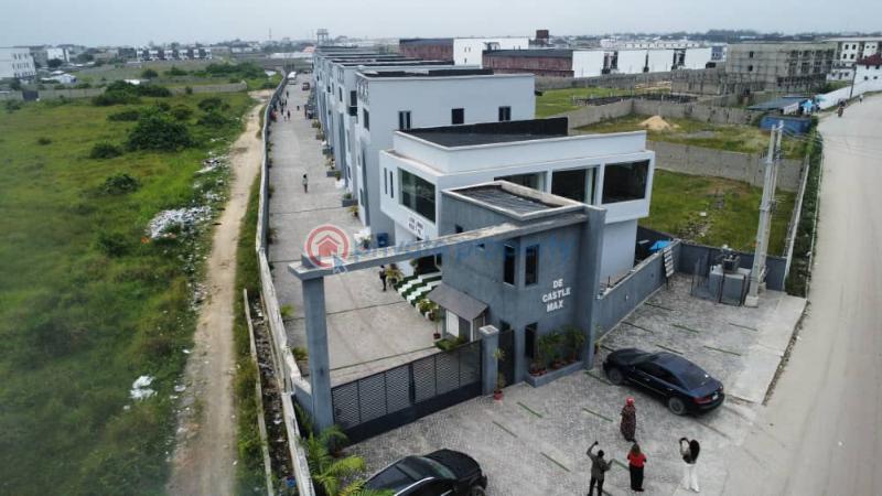4 bedroom terrace duplex at orchid lekki - 5 4 bedroom Terraced Duplex For Sale De Castle Max Orchid Lekki Lekki Lagos - 5