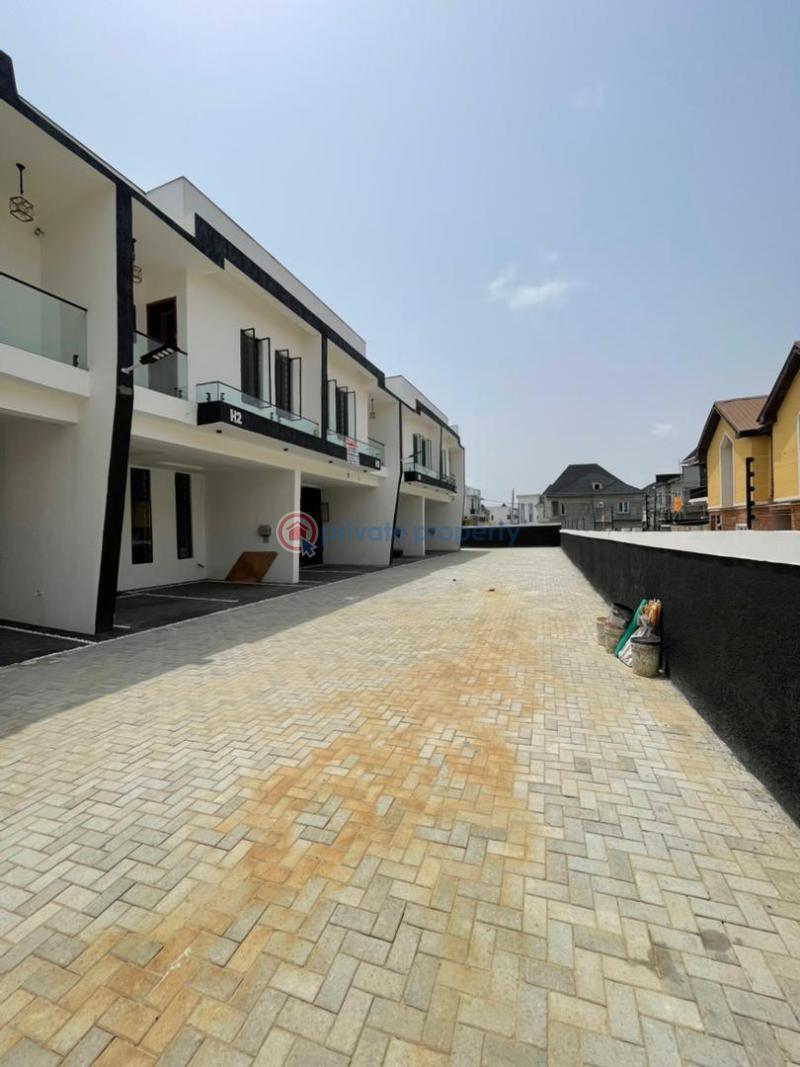 4 bedroom Terraced Duplex For Sale Ikota Lekki Lagos - 11