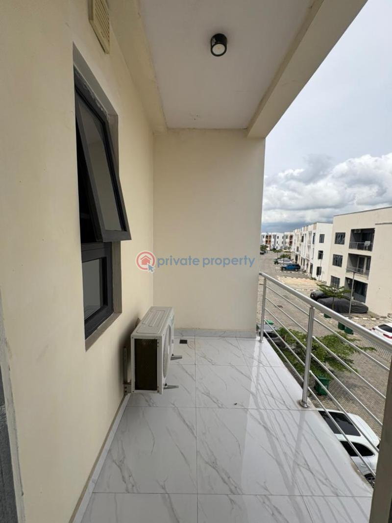 4 bedroom Terrace For Rent Osapa Lekki Lagos - 18