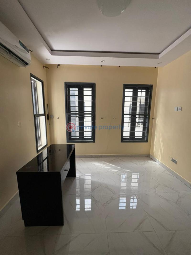 4 bedroom Terrace For Rent Osapa Lekki Lagos - 16
