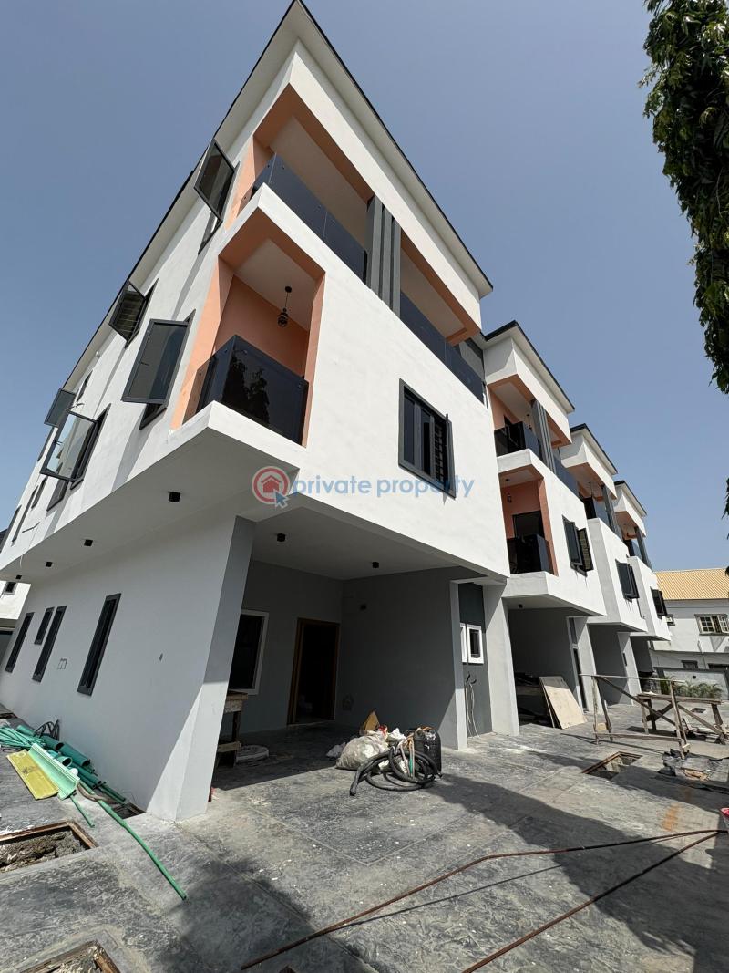 4 bedroom Terrace For Rent Ologolo Lekki Lagos - 0