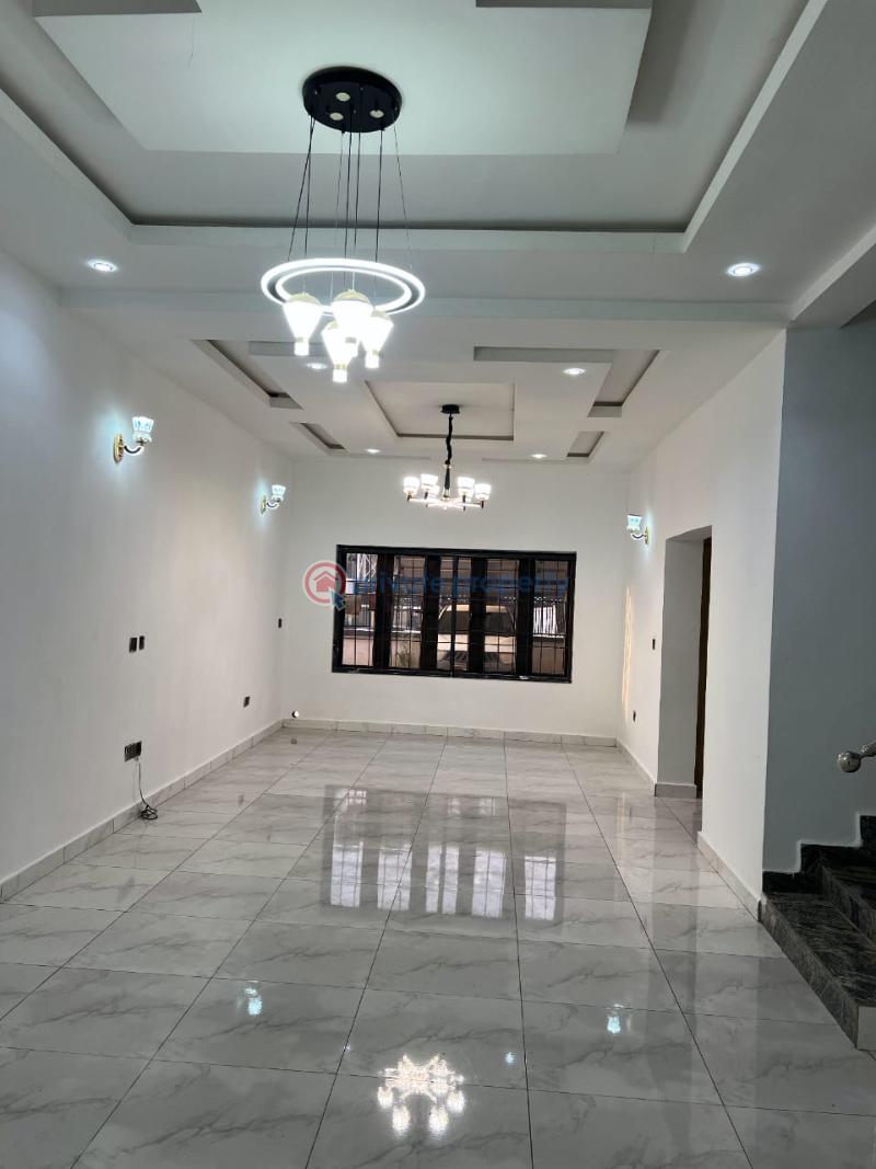4 bedroom Terraced Duplex For Rent Guzape Main Guzape Abuja Phase 1  - 1