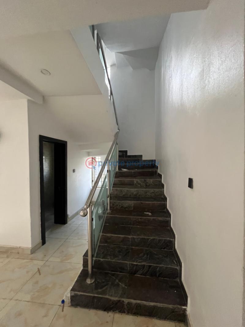 4 bedroom Terraced Duplex For Rent Guzape Main Guzape Abuja Phase 1  - 6