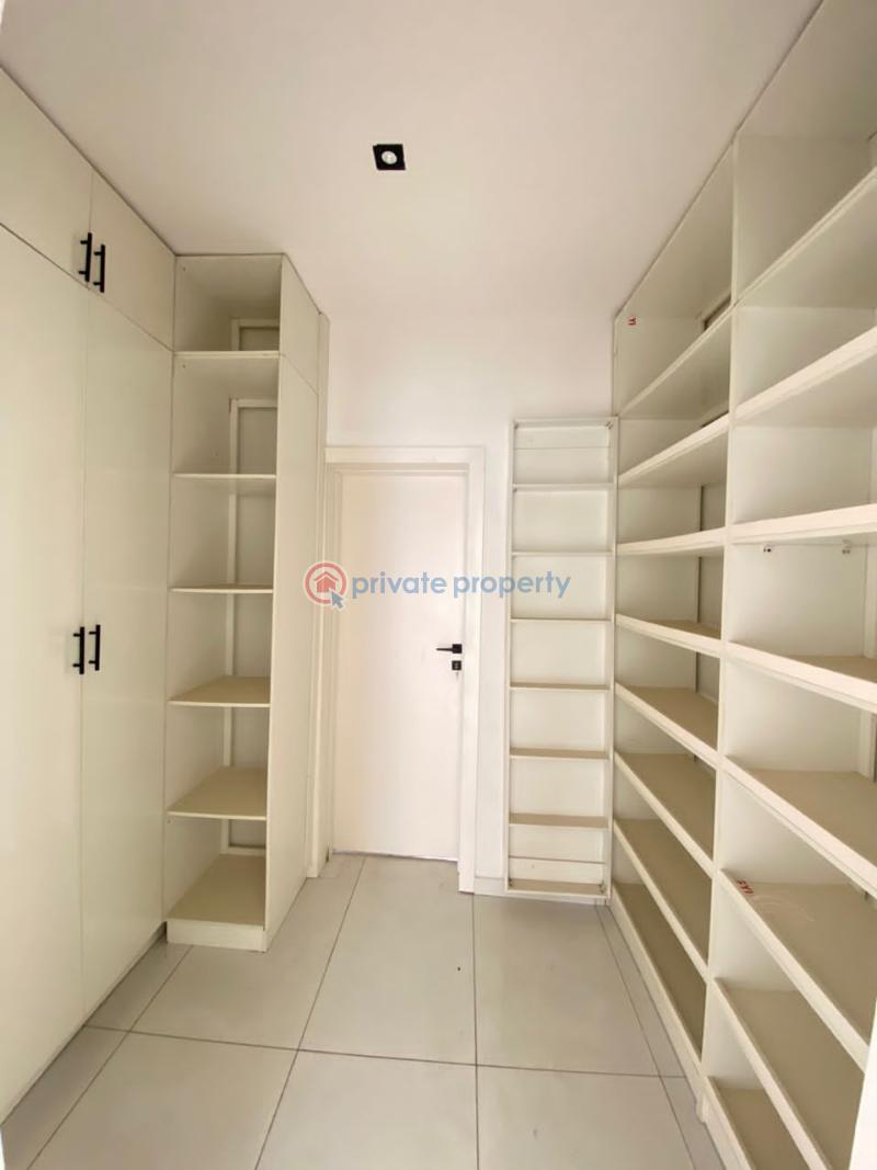 4 bedroom terrace duplex for sale - 16 5 bedroom Terraced Duplex For Sale Lekki, Lagos Lekki Phase 1 Lagos - 16