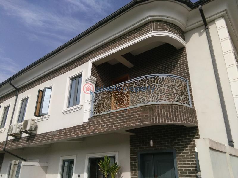 4 bedroom Terrace For Sale New Road Alpha Beach Lekki Lagos - 1