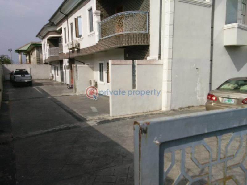 4 bedroom Terrace For Sale New Road Alpha Beach Lekki Lagos - 5