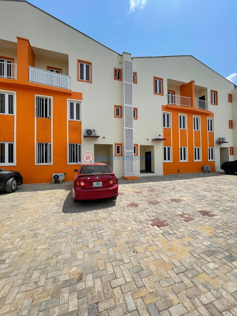 4 bedroom Terraced Duplex For Sale Yaba Lagos - 3
