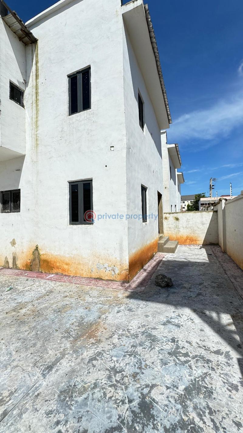 4 bedroom Terraced Duplex For Sale Gaduwa Abuja Phase 2  - 7