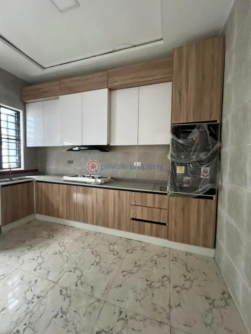 4 bedroom Flat & Apartment For Rent Ajah Lagos - 8