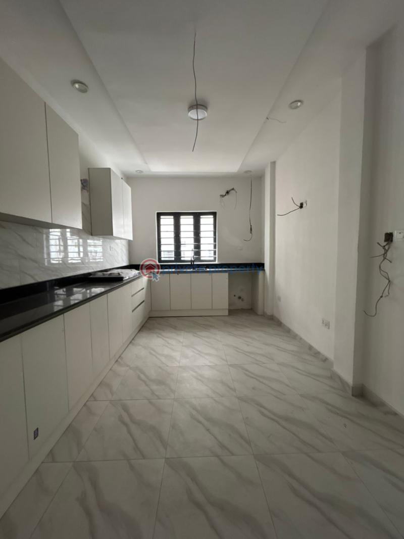 4 bedroom Terraced Duplex For Sale Lekki Phase 1 Lagos - 3