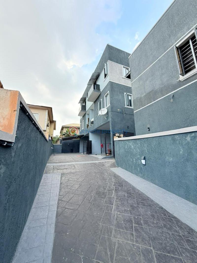 5 bedroom Semi detached Duplex For Sale Magodo GRA Phase 1 Ojodu Lagos - 7