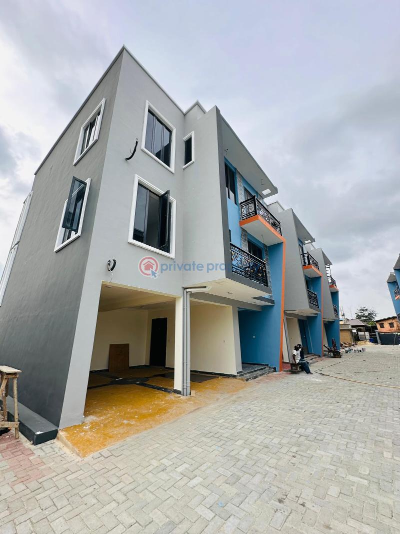 4 bedroom Terrace For Sale Yaba Lagos - 12