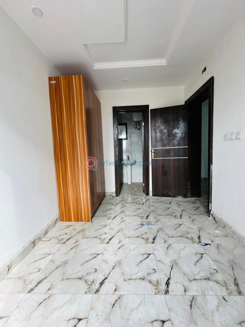 4 bedroom Terrace For Sale Yaba Lagos - 11