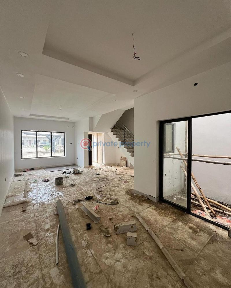 4 bedroom Terraced Duplex For Sale Jahi Abuja Phase 2  - 5