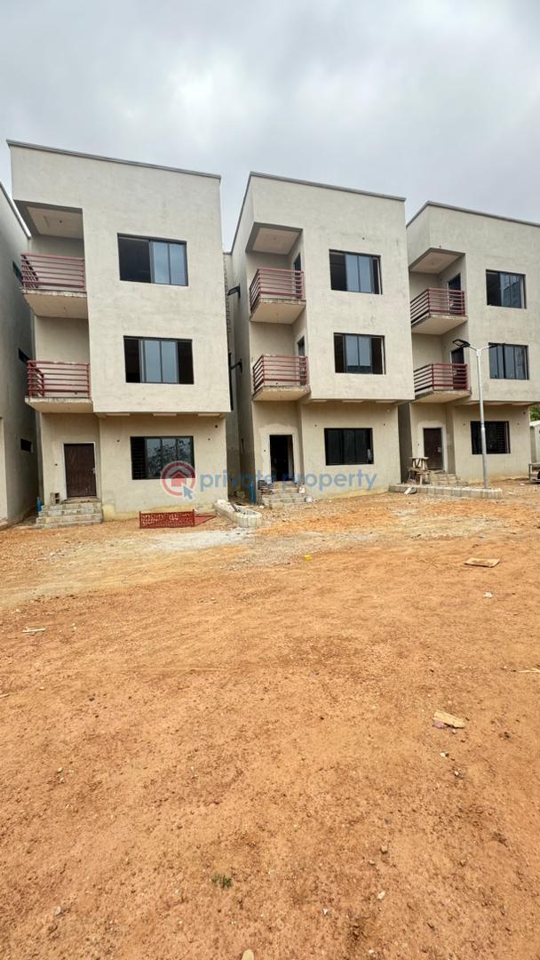 4 bedroom Terraced Duplex For Sale Kaura District Kaura Abuja Phase 2  - 2