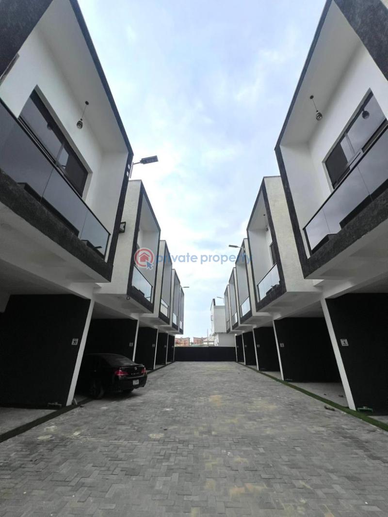 4 bedroom Terraced Duplex For Rent Ikota Lekki Lagos - 13