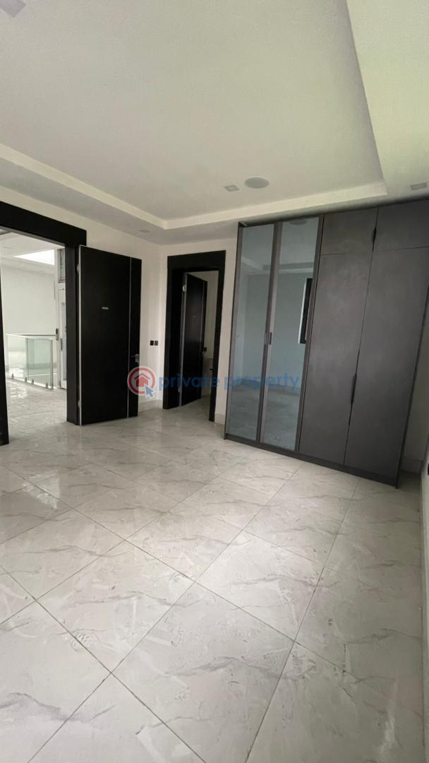4 bedroom Terraced Duplex For Sale Old Ikoyi Lagos - 9