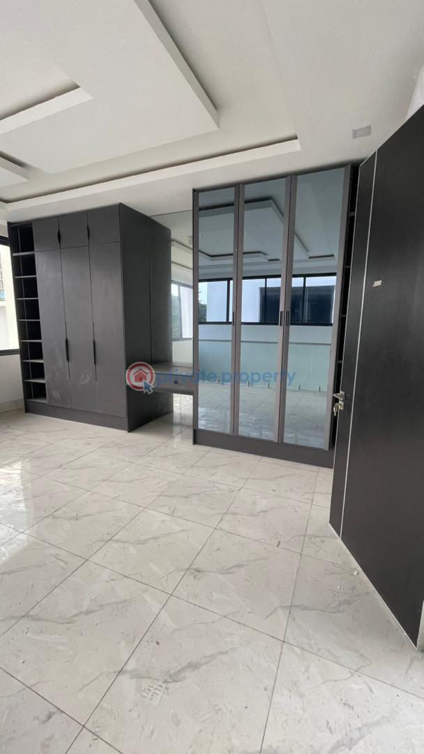 4 bedroom Terraced Duplex For Sale Old Ikoyi Lagos - 15