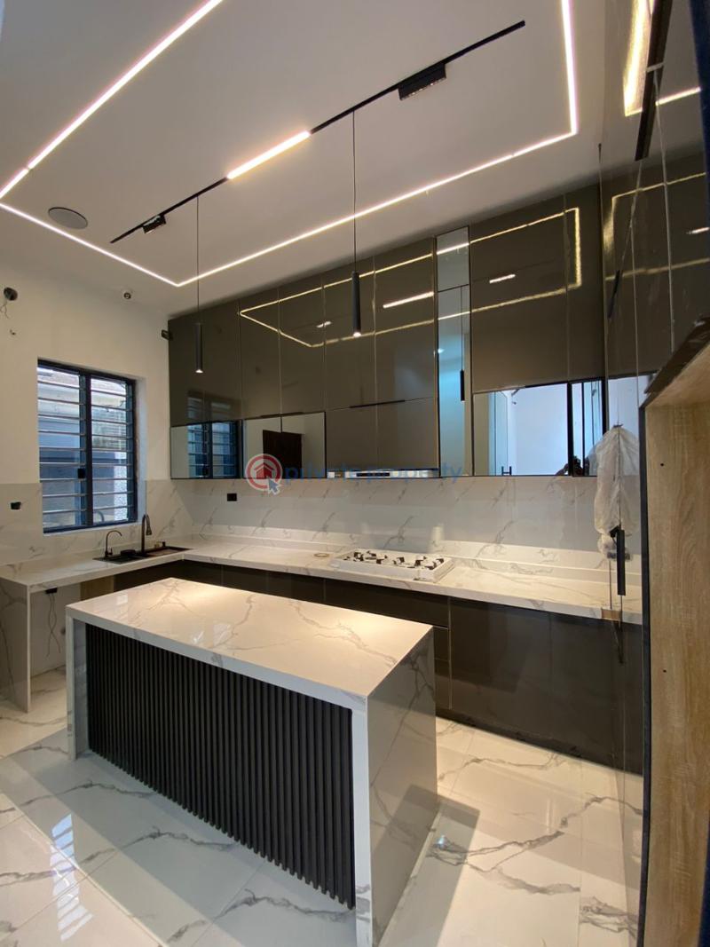 4 bedroom Terraced Duplex For Sale Osapa Lekki Lagos - 12