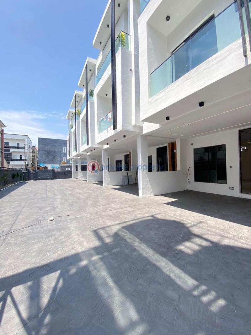 4 bedroom Terraced Duplex For Sale Osapa Lekki Lagos - 15