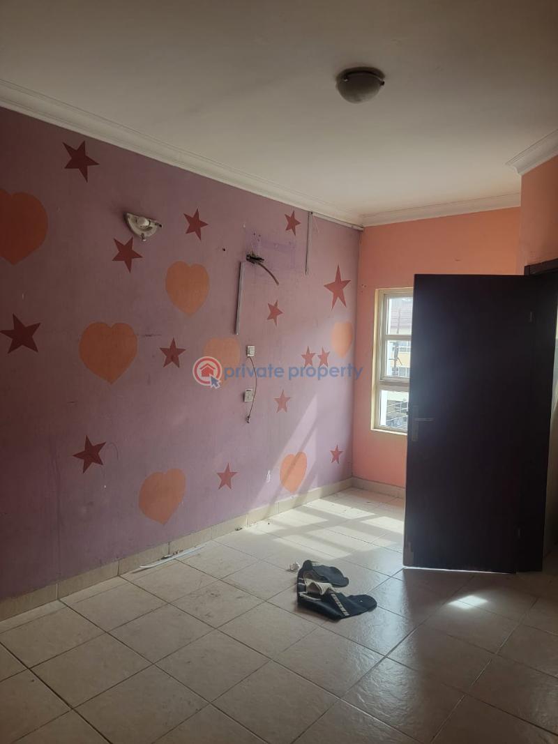 4 bedroom Terraced Duplex For Rent Bourdillon Court Chevron Drive Lekki Lagos - 11