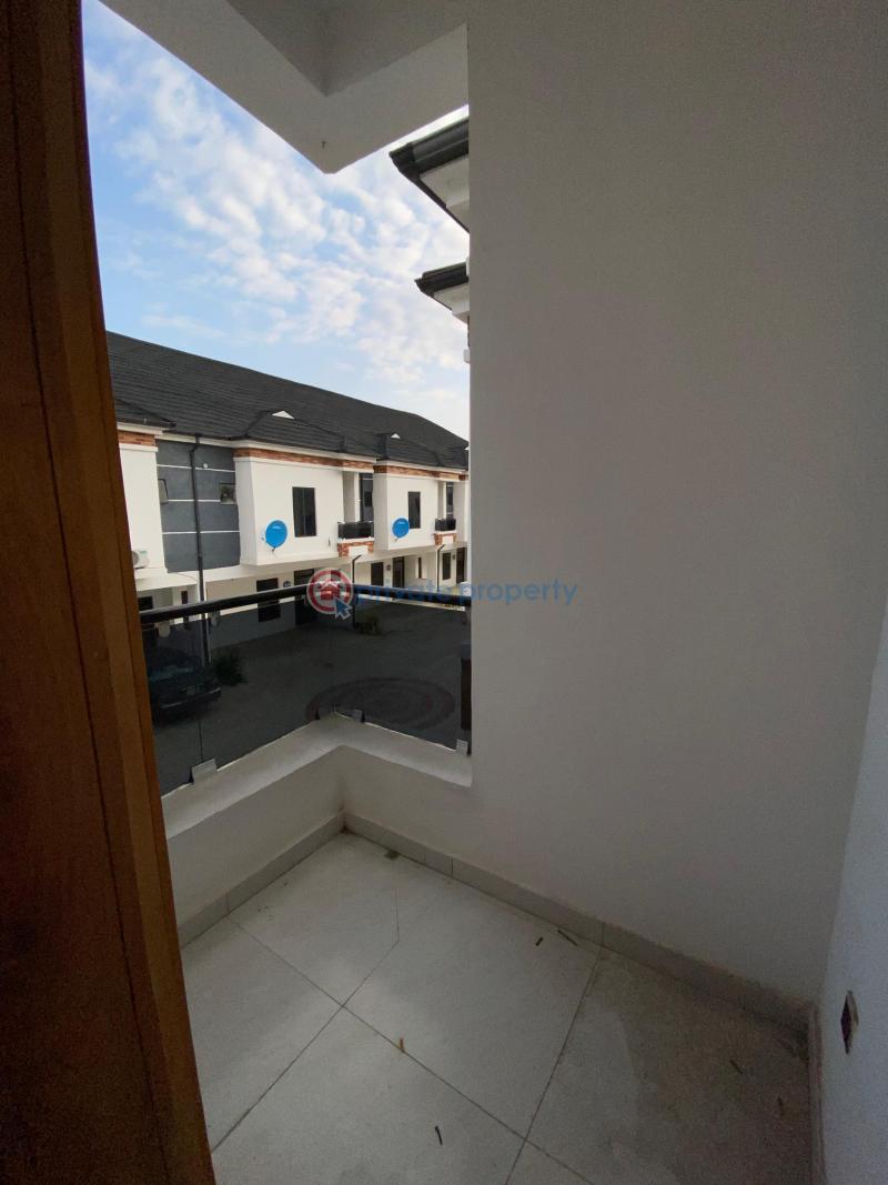 4 bedroom Terraced Duplex For Sale Harris Drive/vgc Lekki Phase 2 Lagos - 4