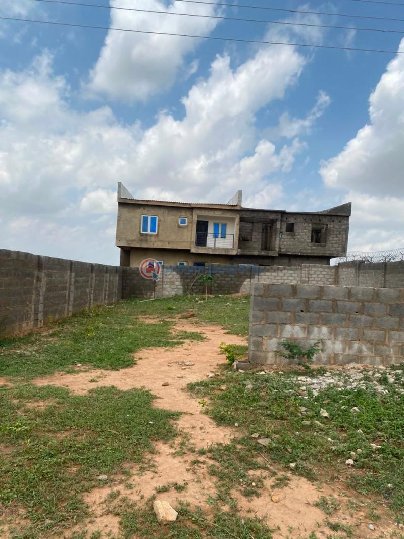 House For Sale Apo Hills Guzape 2 Apo Abuja Phase 2  - 0