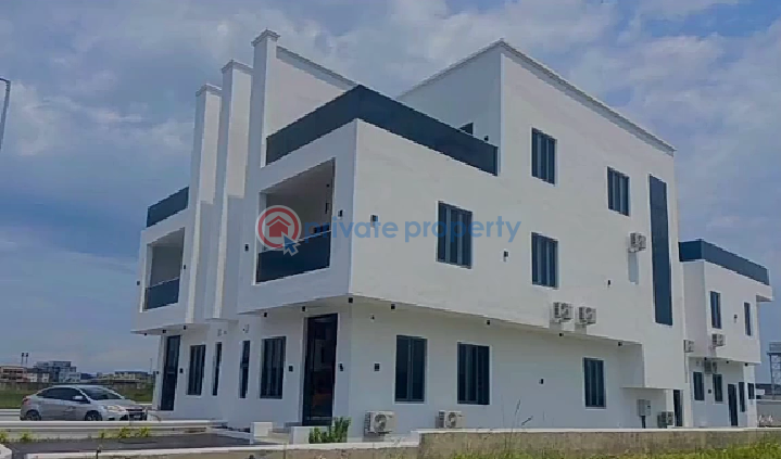 4 bedroom Semi detached Duplex For Sale Crowrie Creek Estate Lekki Lagos - 12