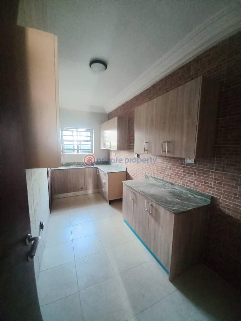 4 bedroom Terraced Duplex For Rent Magodo Shangisha Magodo GRA Phase 2 Kosofe/Ikosi Lagos - 1