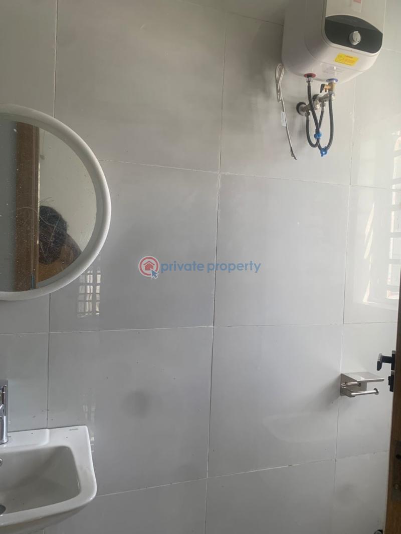 4 bedroom House For Sale Phase 1 Lekki Lagos - 9