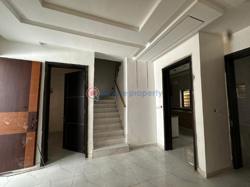 4 bedroom Terraced Duplex For Sale Pentheon Street Along Orchid Hotel Road/pentheo Bridge Estate/before Cooplag Estate,lafiaji Lafiaji Lekki Lagos - 1