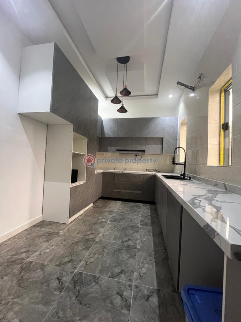 4 bedroom Terrace For Sale Falomo Round About Old Ikoyi Lagos - 5