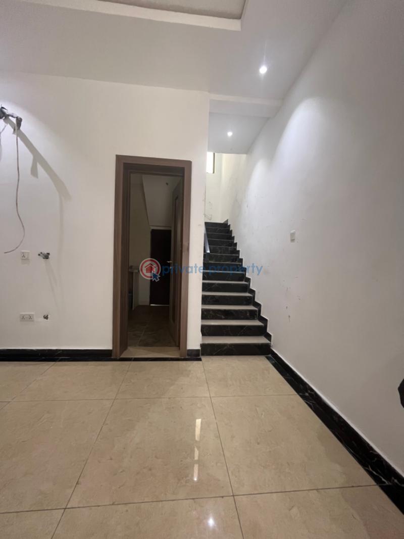 4 bedroom Terrace For Sale Falomo Round About Old Ikoyi Lagos - 4