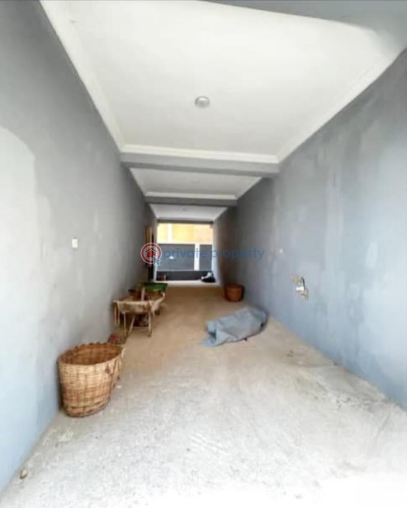 4 bedroom Terrace For Sale Alagomeji Yaba Lagos - 8