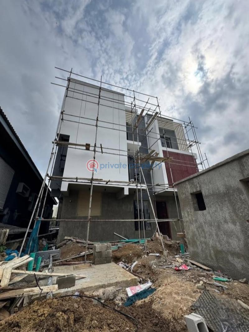 4 bedroom Terraced Duplex For Sale Adelabu Surulere Lagos - 8