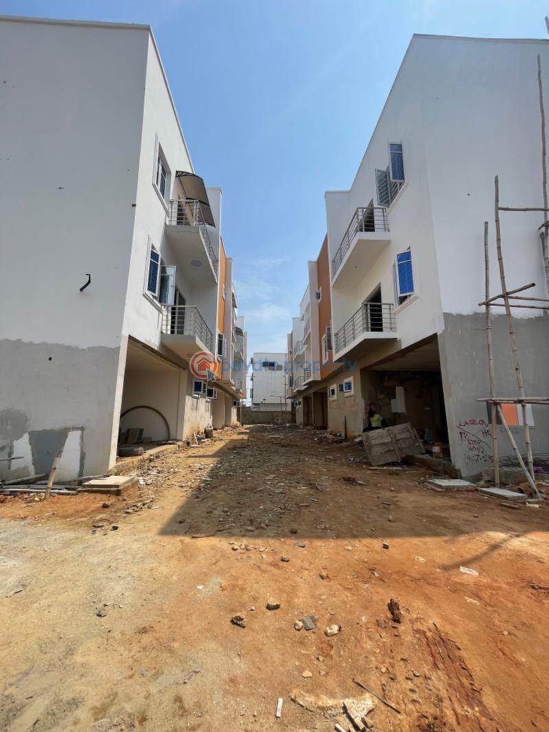 4 bedroom Terraced Duplex For Sale Ogudu GRA Lagos - 5