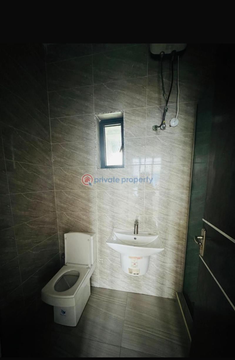 4 bedroom Terraced Duplex For Sale Alagomeji Yaba Lagos - 13