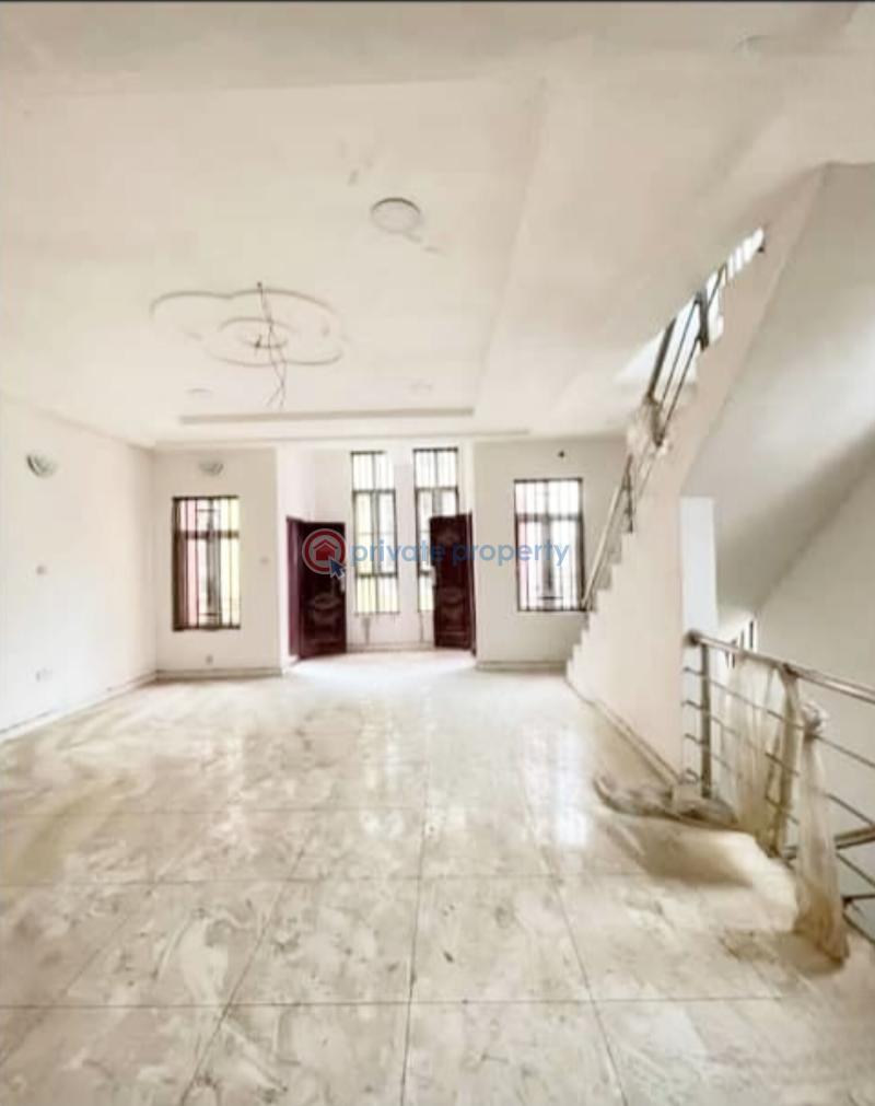 4 bedroom Terrace For Sale Alagomeji Yaba Lagos - 4