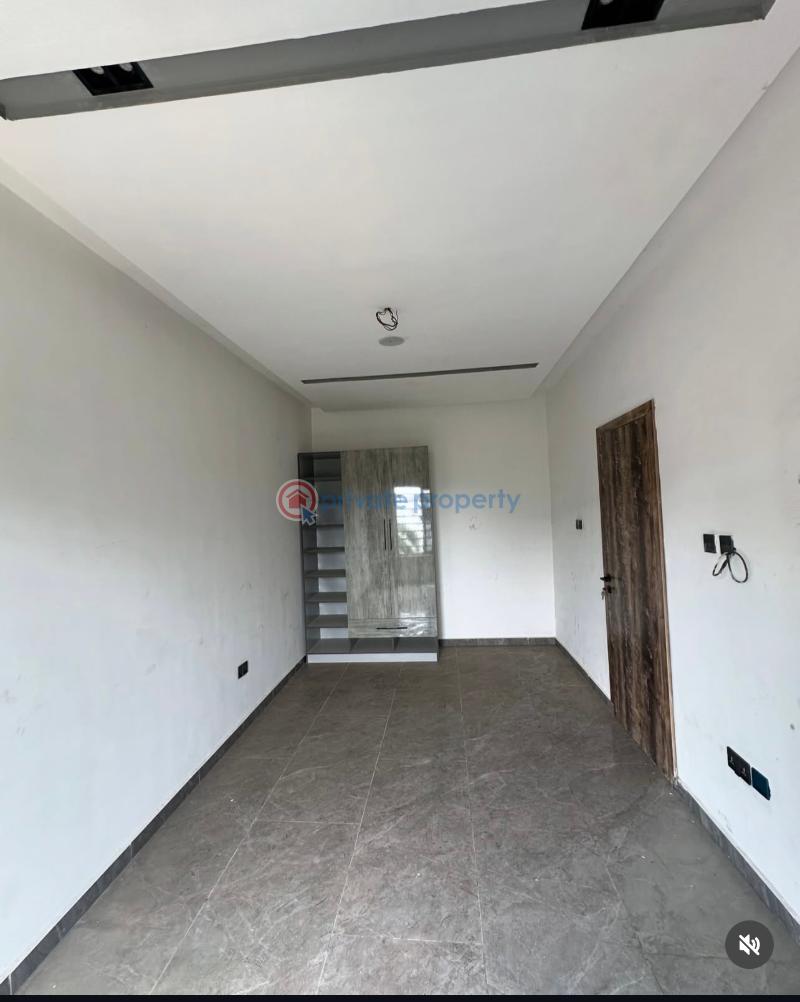 4 bedroom terrace duplex with a  pool in lekki - 7 4 bedroom Terraced Duplex For Sale Ologolo Lekki Lagos - 7