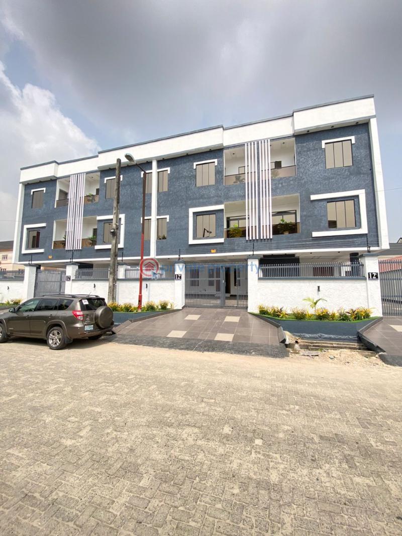 4 bedroom Terraced Duplex For Sale Off Bisola Durosimi Eti Drive Lekki Phase 1 Lekki Phase 1 Lagos - 5